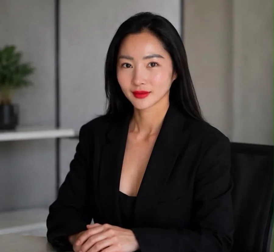 Anna, CEO of Viet Medical Travel